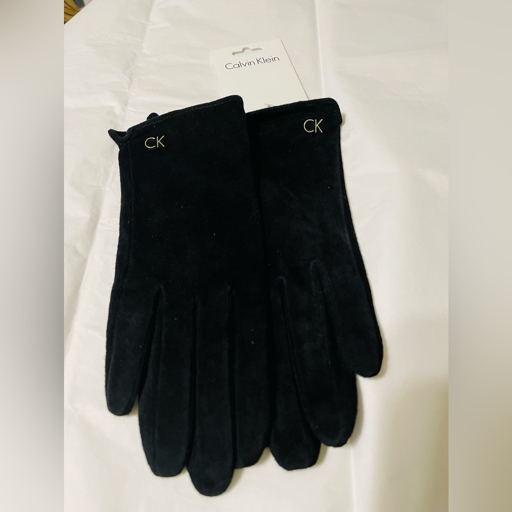 CK SUEDE/ LEATHER GLOVES NWOT